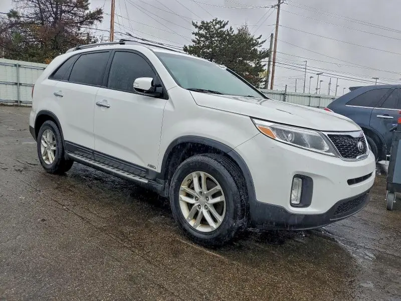2014 KIA SORENTO LX  