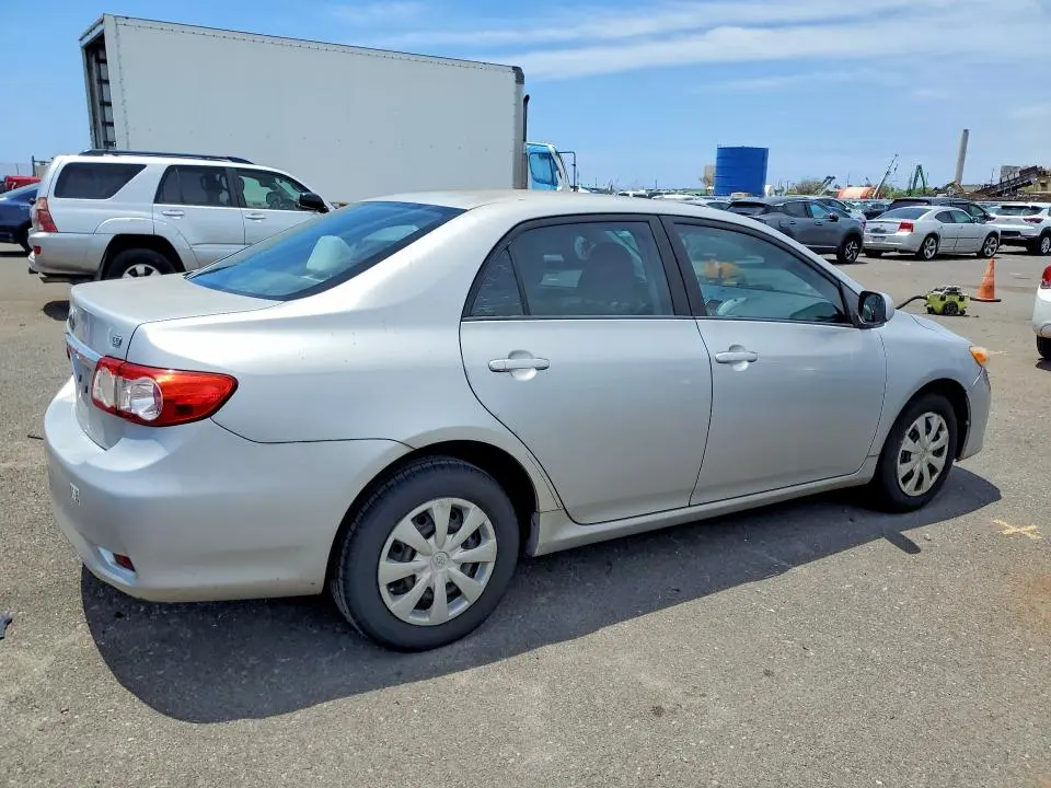 2011 TOYOTA COROLLA BASE  