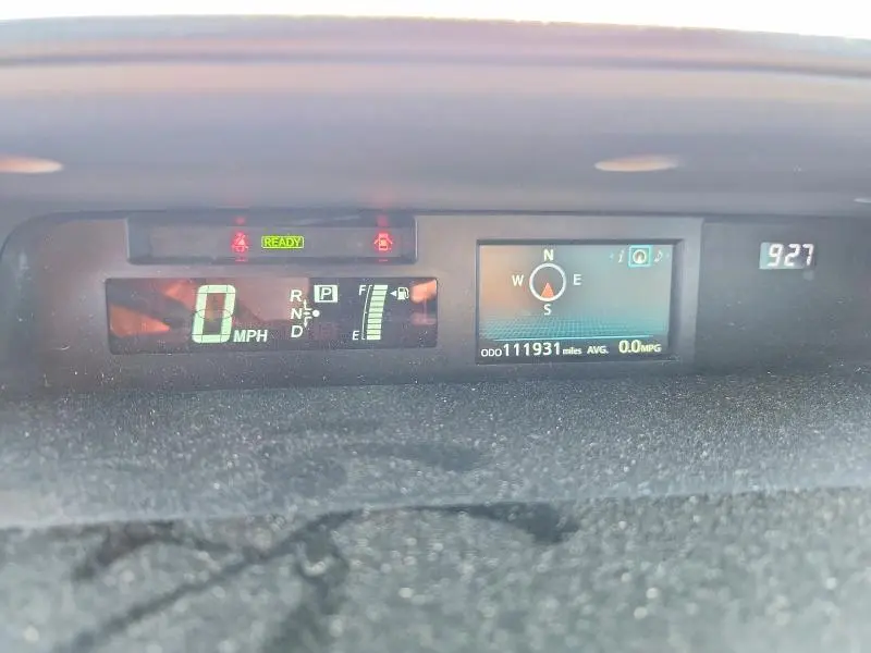 2017 TOYOTA PRIUS V THREE  