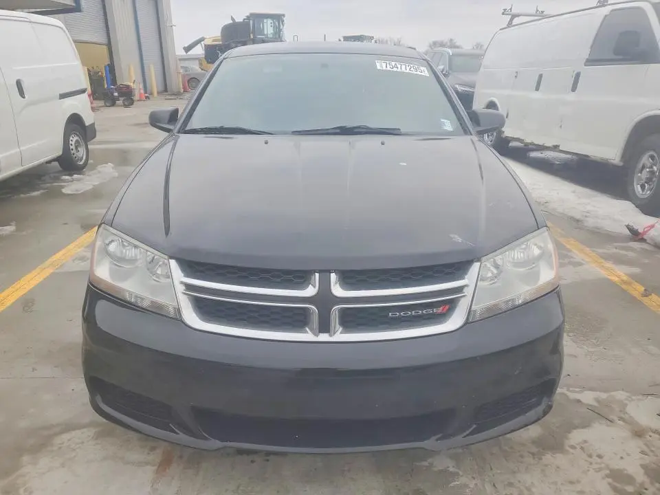 2012 DODGE AVENGER SE  