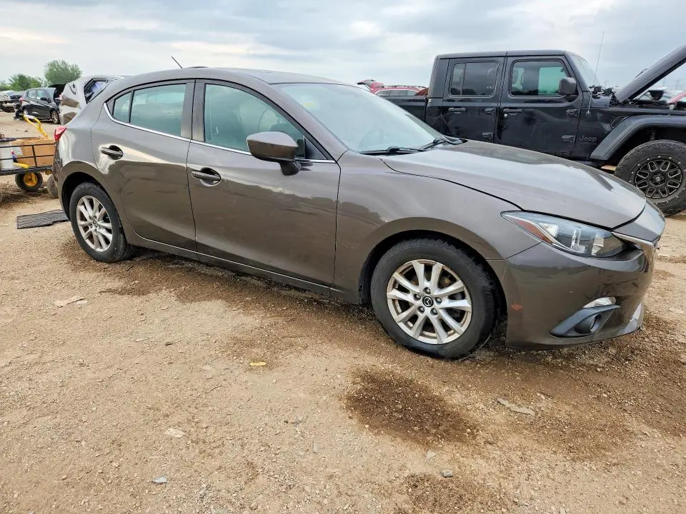 2016 MAZDA 3 TOURING  