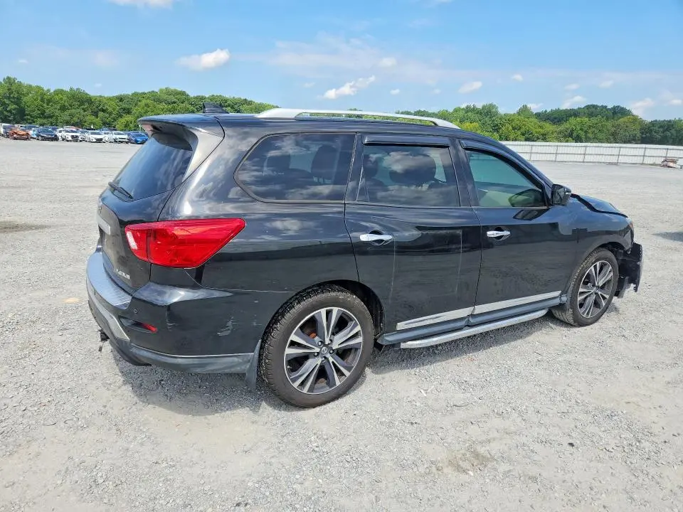 2019 NISSAN PATHFINDER PLATINUM  