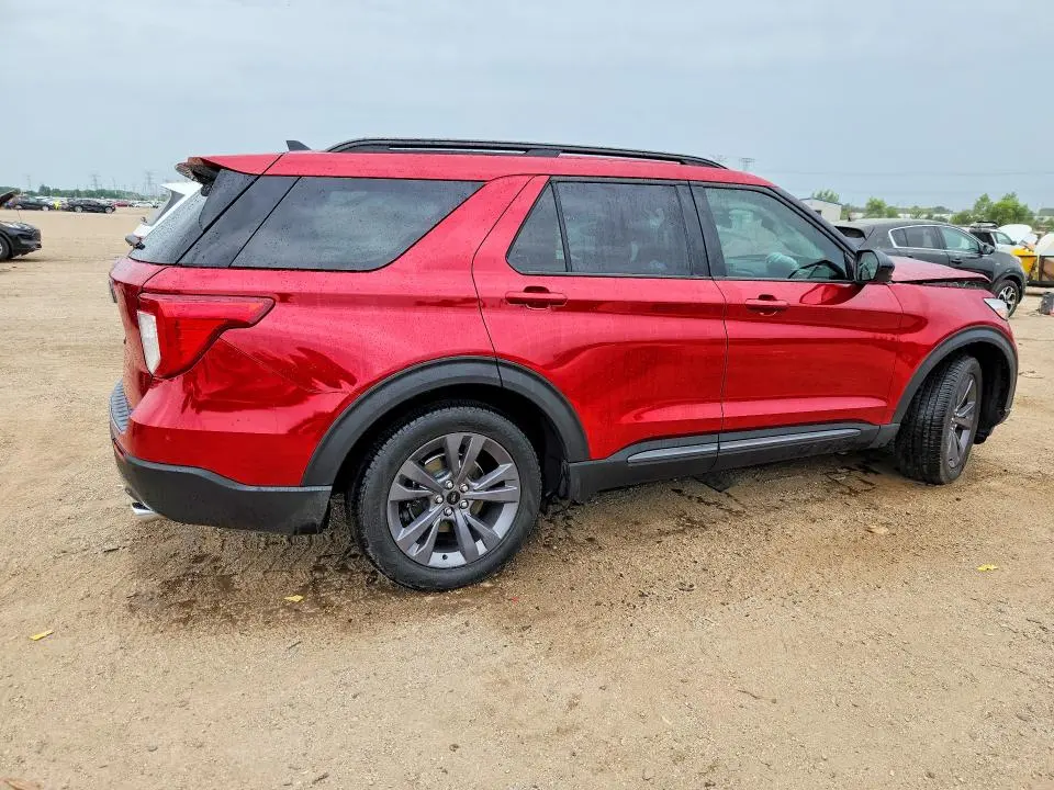 2022 FORD EXPLORER XLT  
