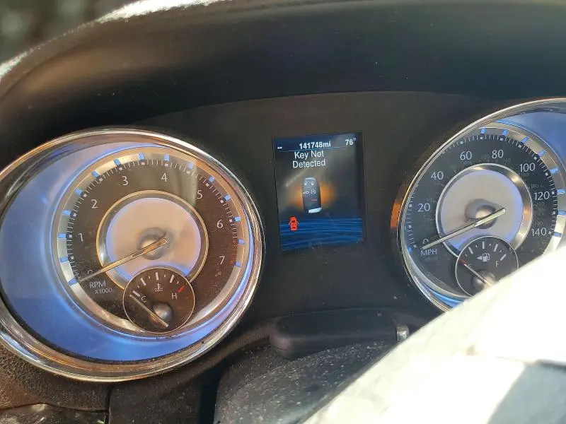 2013 CHRYSLER 300   