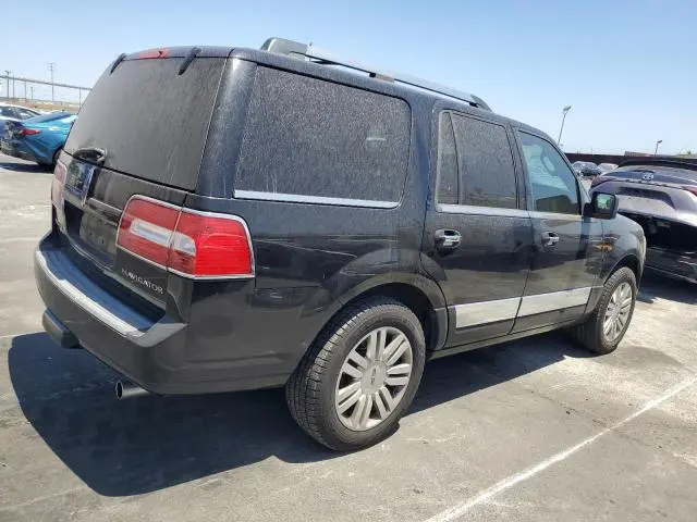 2011 LINCOLN NAVIGATOR   