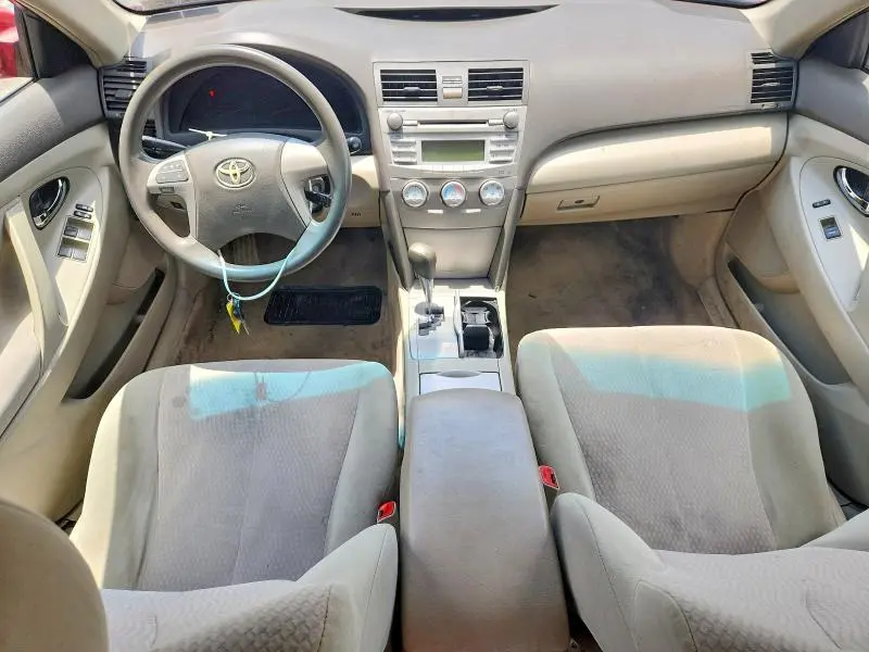 2011 TOYOTA CAMRY LE  