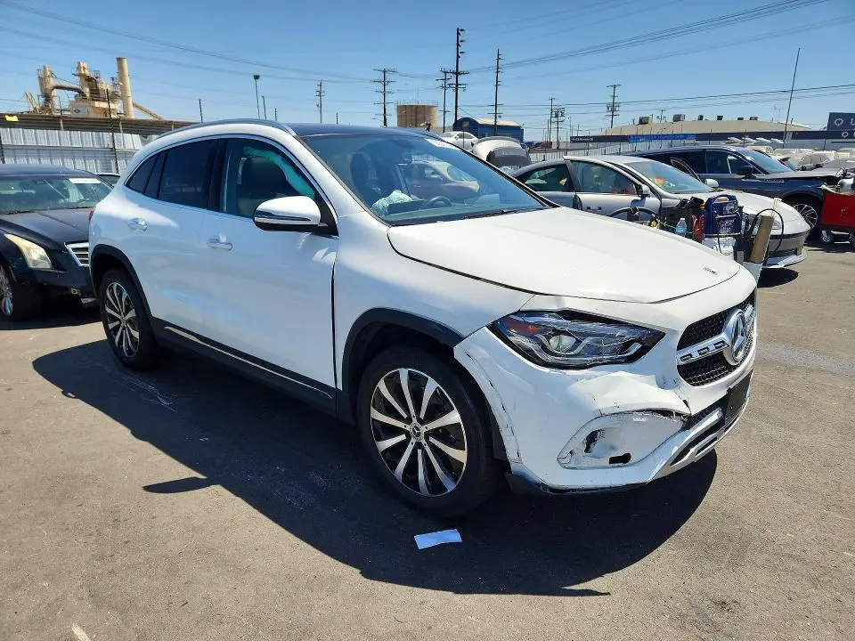 2023 MERCEDES-BENZ GLA 250  
