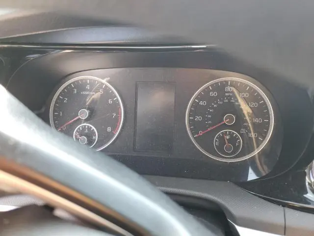 2022 KIA K5 LX  