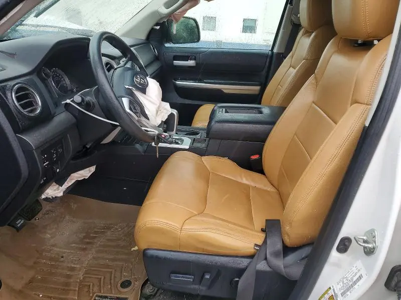 2016 TOYOTA TUNDRA SR5  