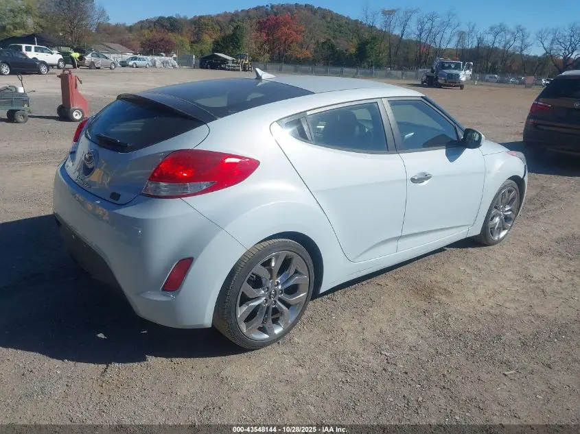 2015 HYUNDAI VELOSTER FLEX