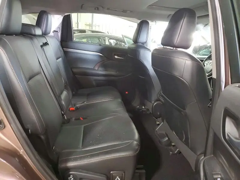 2017 TOYOTA HIGHLANDER LIMITED  