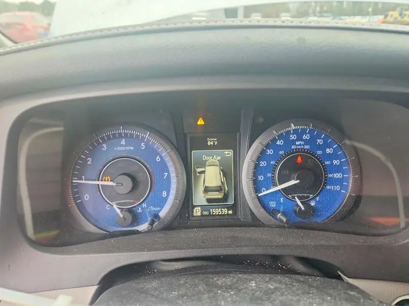 2015 TOYOTA SIENNA XLE 8-PASSENGER  