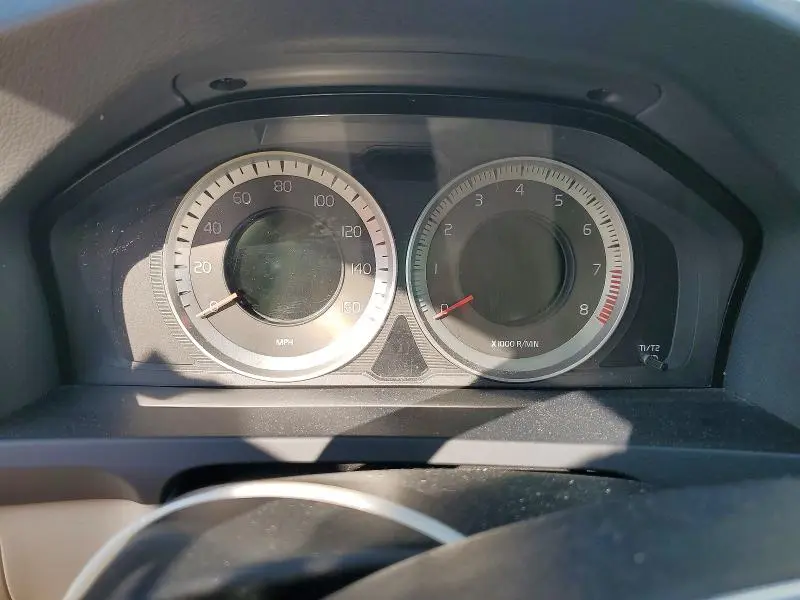 2012 VOLVO S60 T5  
