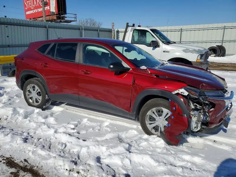 2025 CHEVROLET TRAX LS  