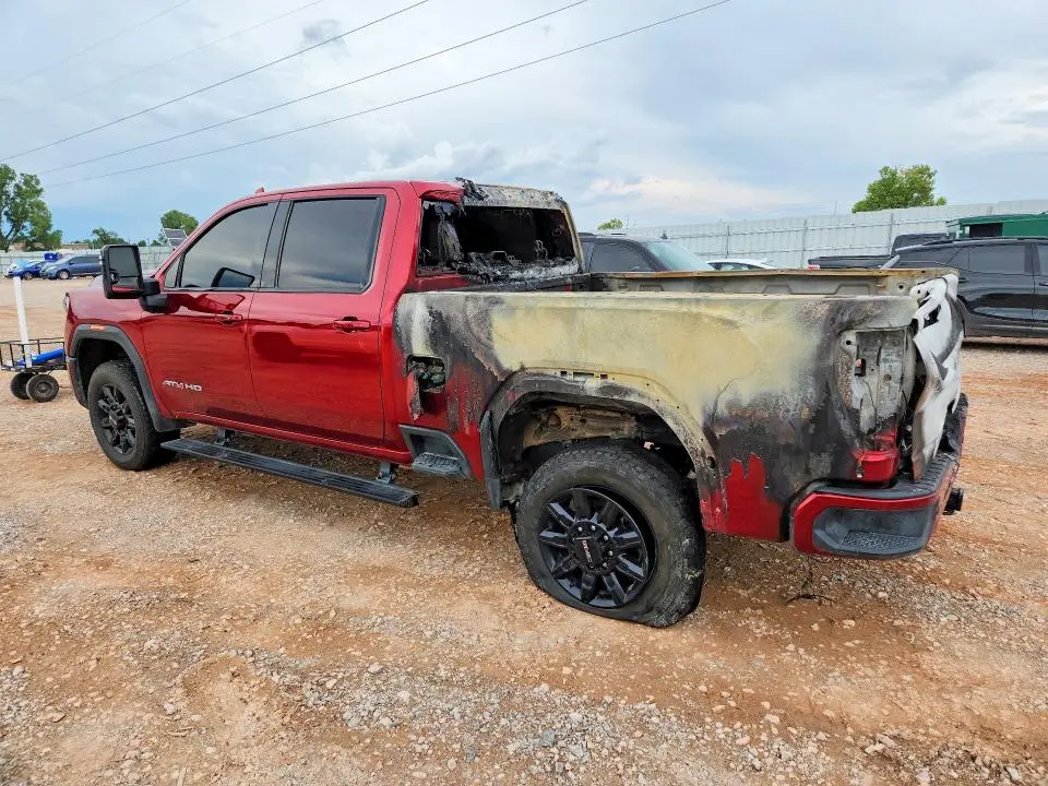 2025 GMC SIERRA K2500 AT4  