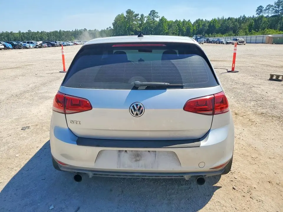 2015 VOLKSWAGEN GTI   