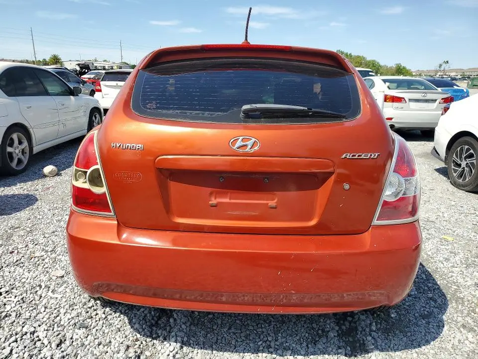 2010 HYUNDAI ACCENT GS  