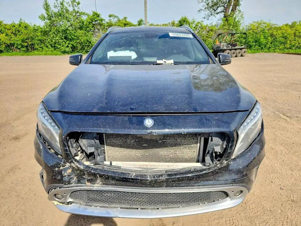 2015 MERCEDES-BENZ GLA 250 4MATIC  