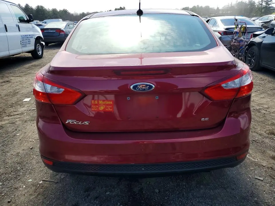 2014 FORD FOCUS SE  