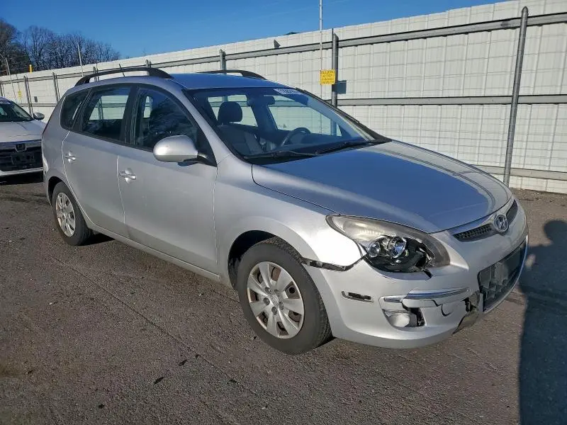 2010 HYUNDAI ELANTRA TOURING GLS  