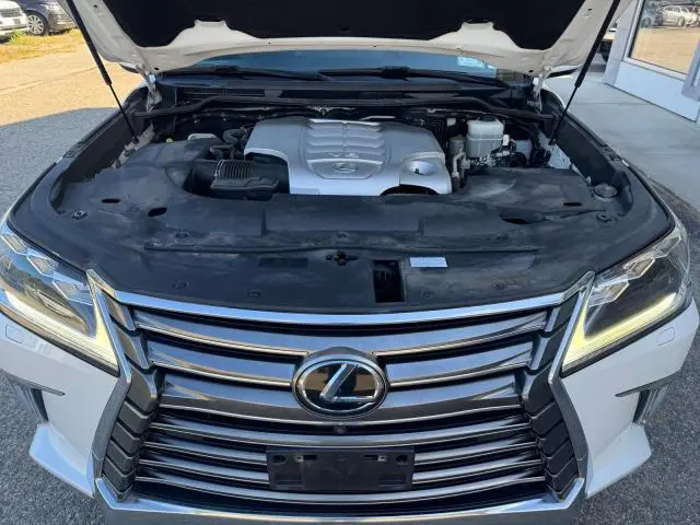 2016 LEXUS LX 570  