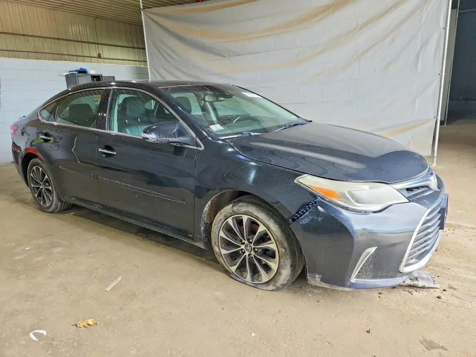 2017 TOYOTA AVALON XLE PLUS  