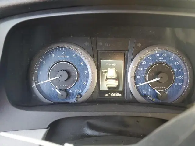 2019 TOYOTA SIENNA   