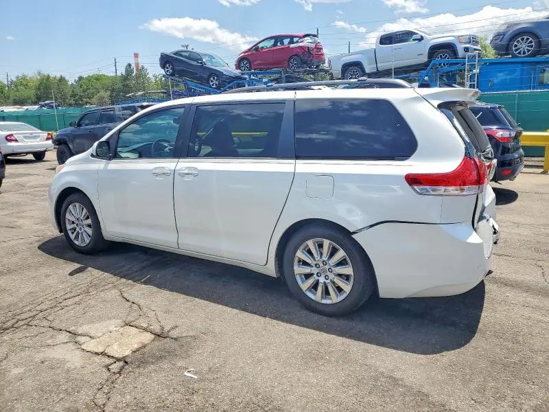 2012 TOYOTA SIENNA XLE 8-PASSENGER  