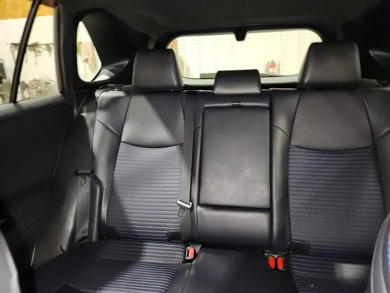 2019 TOYOTA RAV4 XSE  