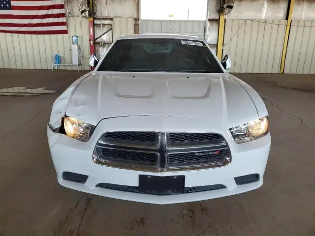 2014 DODGE CHARGER SE  
