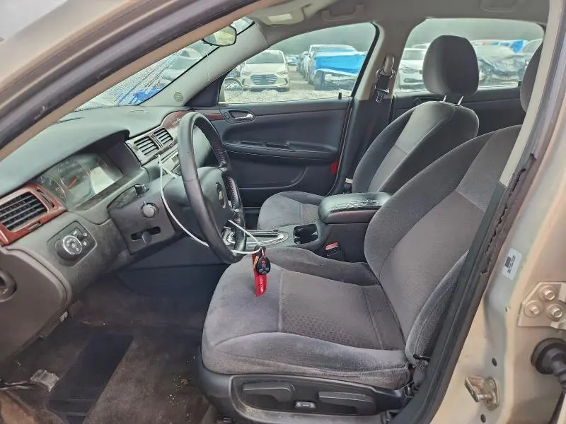 2010 CHEVROLET IMPALA LT  