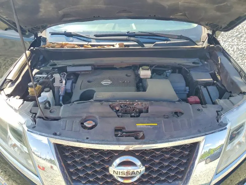 2015 NISSAN PATHFINDER SL  