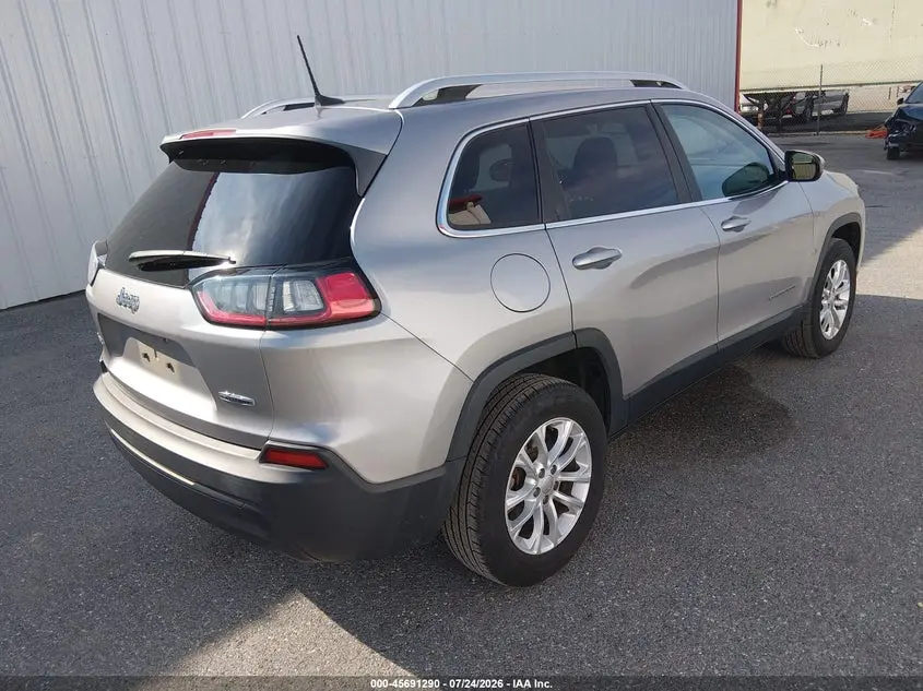 2019 JEEP CHEROKEE LATITUDE 4X4