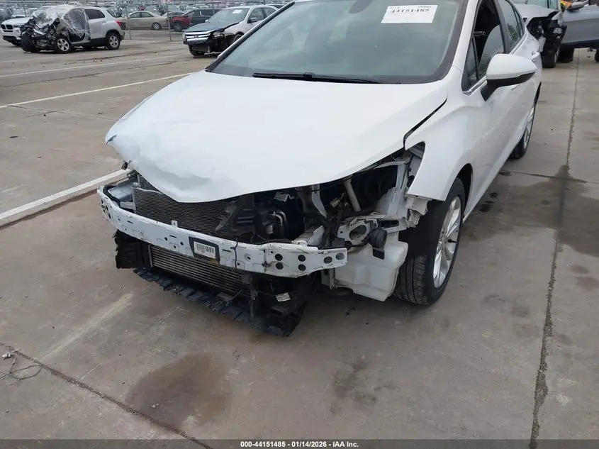 2019 CHEVROLET CRUZE LT