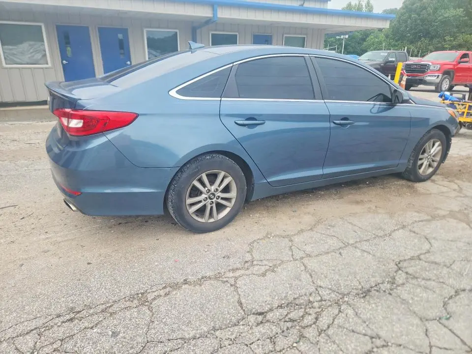 2017 HYUNDAI SONATA SE  