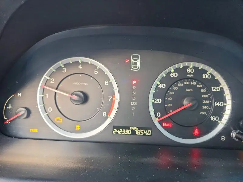 2012 HONDA ACCORD LX  