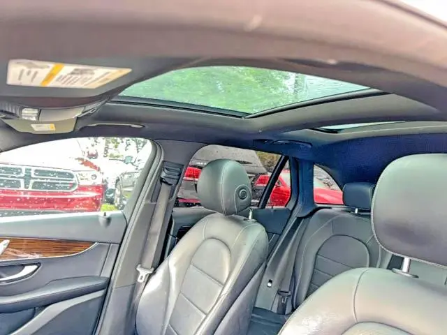 2017 MERCEDES-BENZ GLC 300  