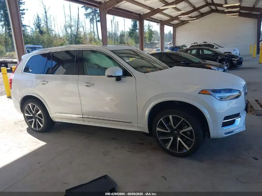 2023 VOLVO XC90 B5 PLUS