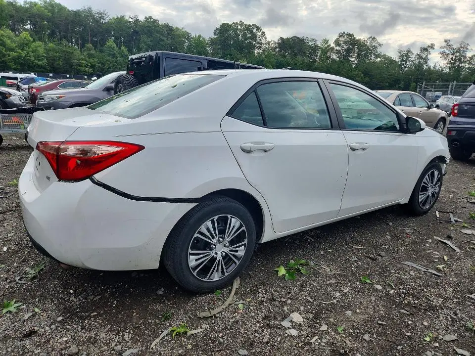 2018 TOYOTA COROLLA LE  