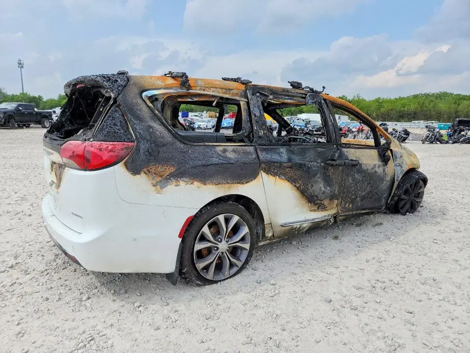 2020 CHRYSLER PACIFICA   