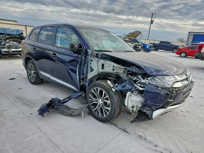 2016 MITSUBISHI OUTLANDER ES  