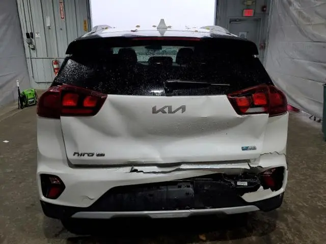 2022 KIA NIRO LX  