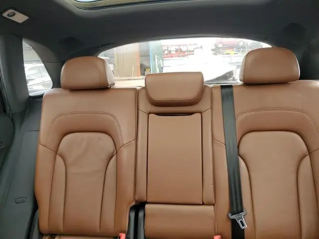 2011 AUDI Q5 PREMIUM PLUS  