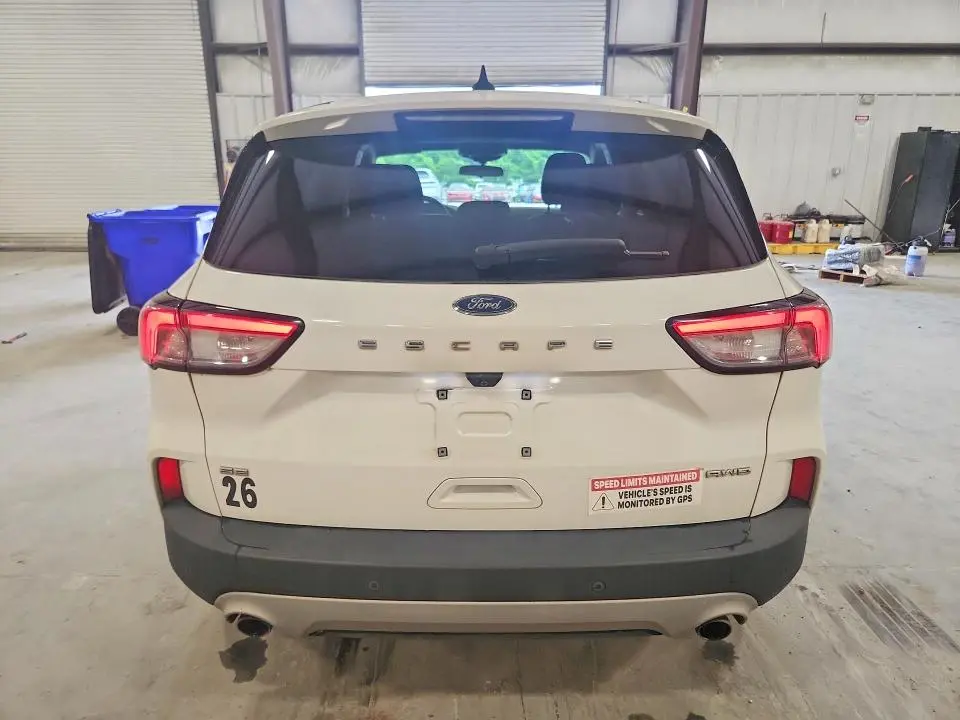 2022 FORD ESCAPE SE  