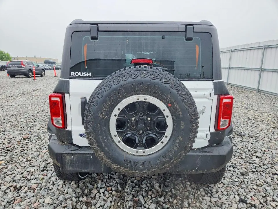 2022 FORD BRONCO BASE  