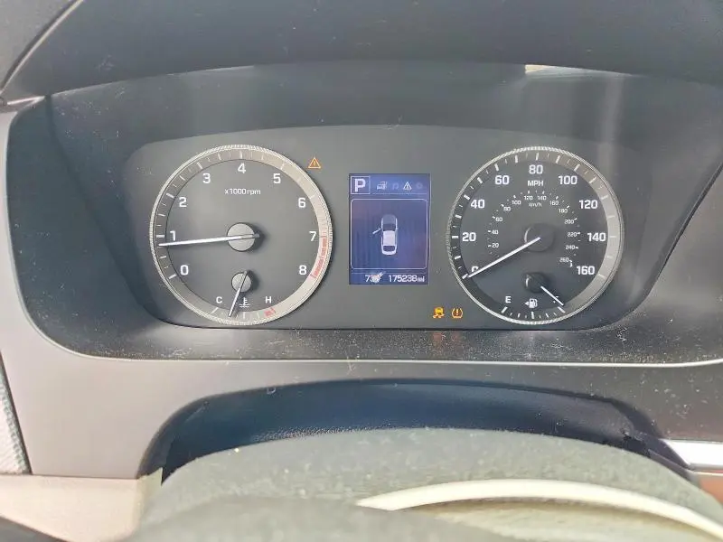 2016 HYUNDAI SONATA SE  