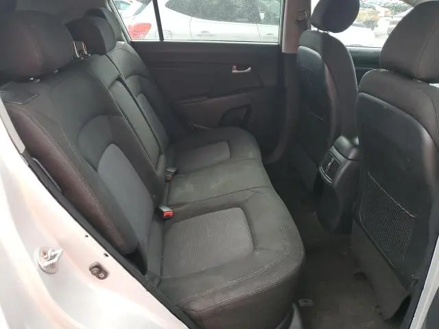 2016 KIA SPORTAGE LX  