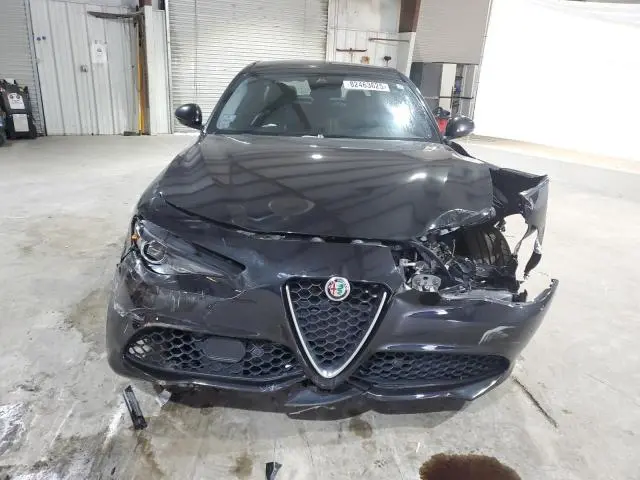 2018 ALFA ROMEO GIULIA TI Q4
