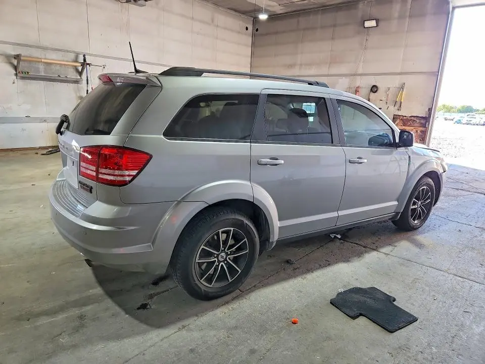 2020 DODGE JOURNEY SE  