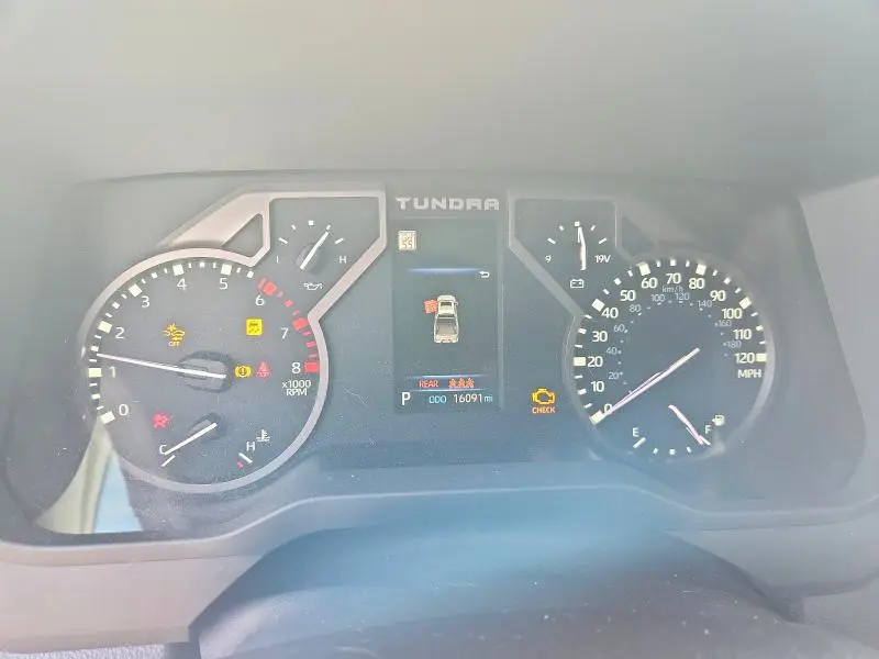2023 TOYOTA TUNDRA SR5  